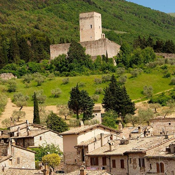 Monolocale L'Anfiteatro Romano Hotel Assisi Exterior foto